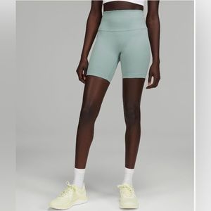 Lululemon Wunder Train High Rise Short 6”